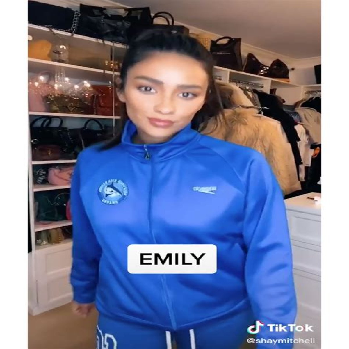 HTML